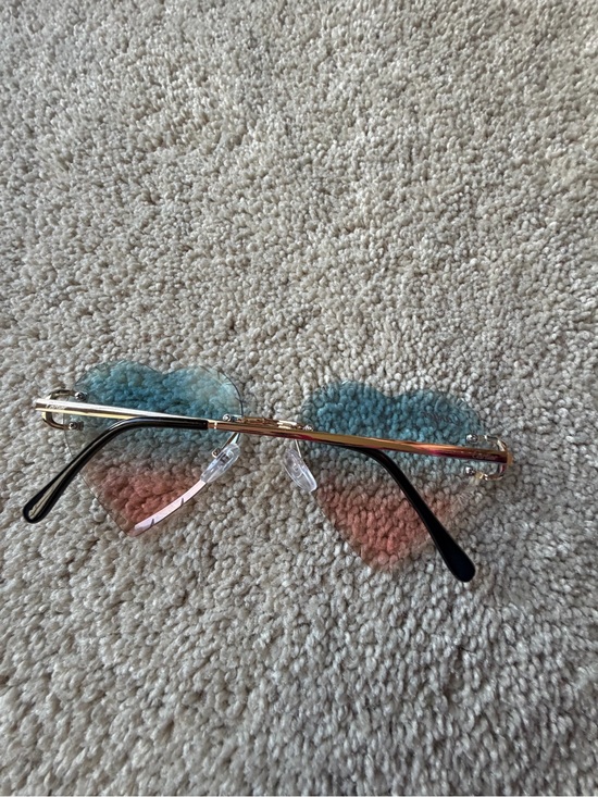 Cartier Big C Rimless Heart Sunglasses gold tone main image 9